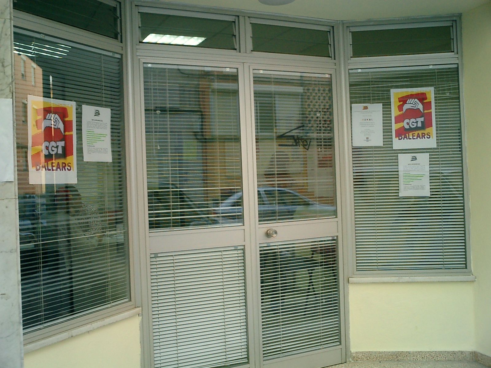 ciutat cgt local 2005 (4).JPG,  bytes