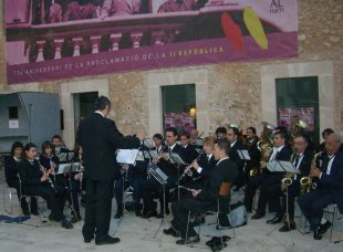 alaro_republica_2006b.jpg, 20 KB