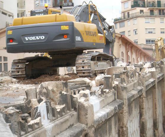 pontdestrenesbucatd.JPG, 50 KB